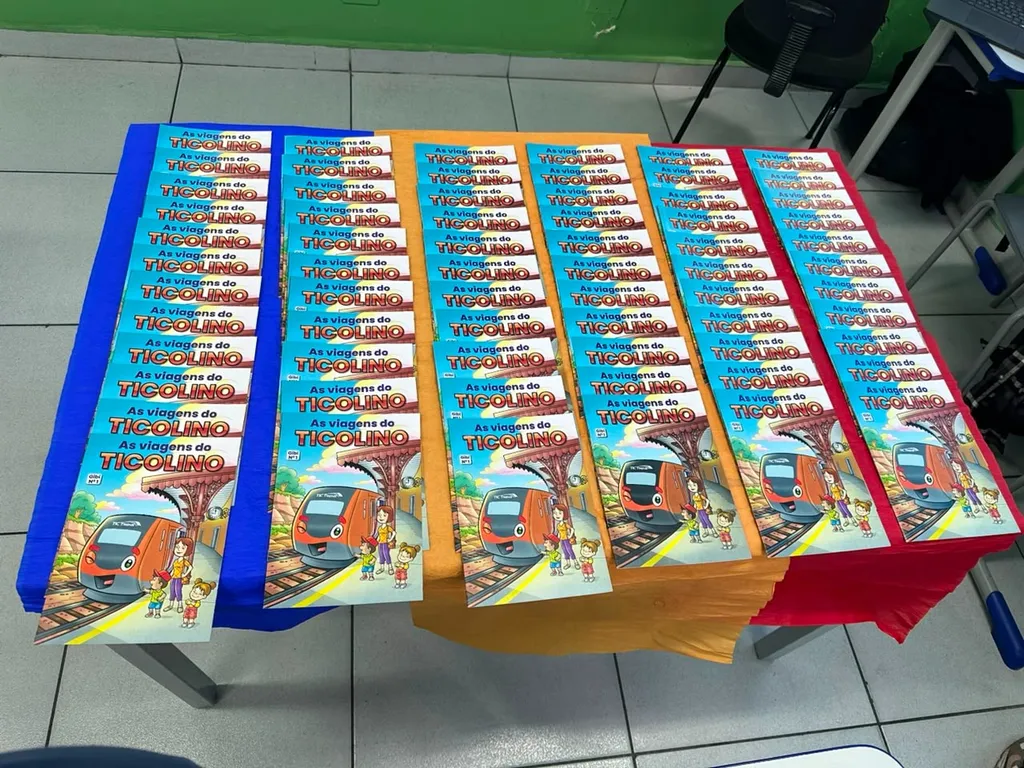 TIC Trens inicia nesta terça (13) distribuição gratuita de gibis em estações da Linha 7-Rubi