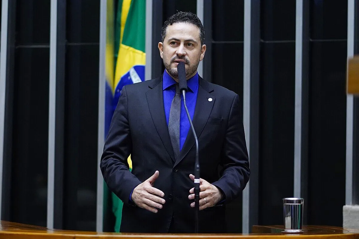 Kiko ajuda a reverter veto que pode pesar na sua conta de luz